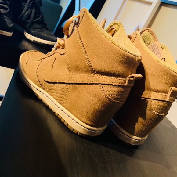 Nike’s - Picture 2 of 7